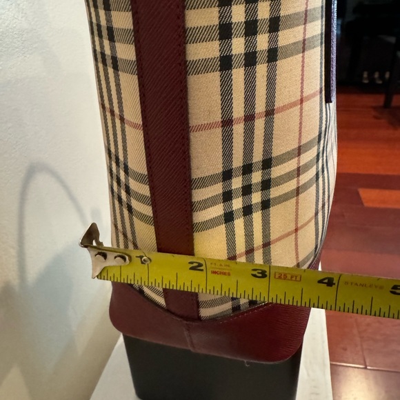 Authentic Vintage Burberry Handbag Bag Tote - Picture 13 of 16